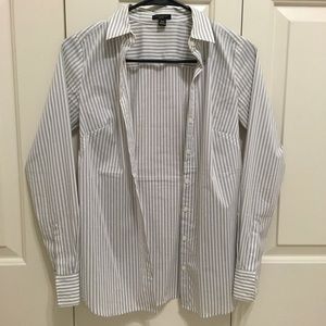 💕Grey and White Striped Button Down Dress Shirt💕